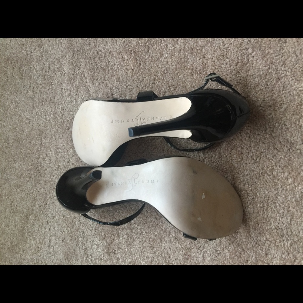 Shoes - Picture 3 of 5